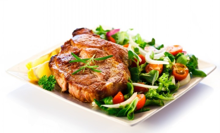 Grilled-Steak-With-Vegetables